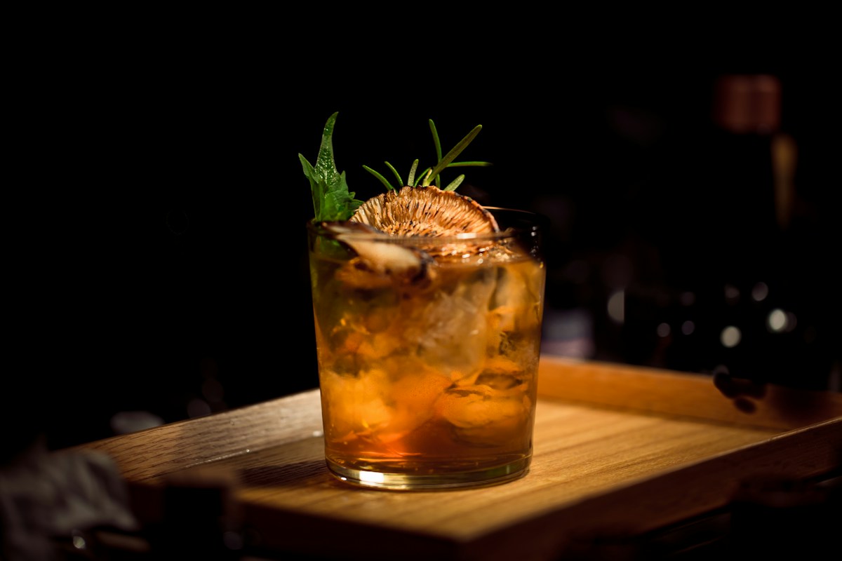 Coquetelaria e drinks autorais